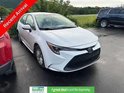 Used 2021 Toyota Corolla LE w/ LE Convenience Package