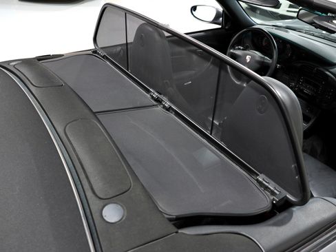 Used 2002 Porsche 911 Cabriolet image 41