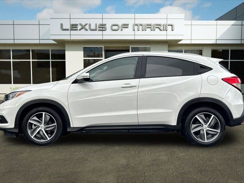 Used 2021 Honda HR-V EX-L image 2