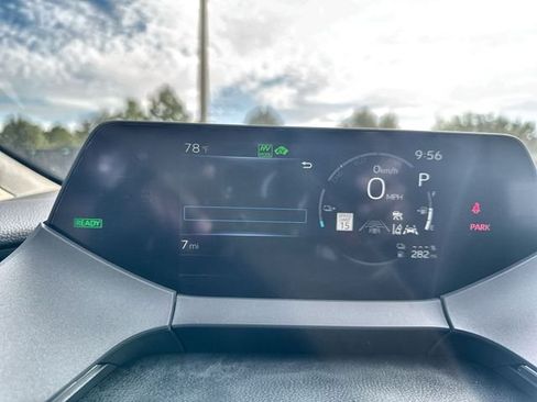 New 2026 Toyota Prius Plug-In Hybrid FWD image 24
