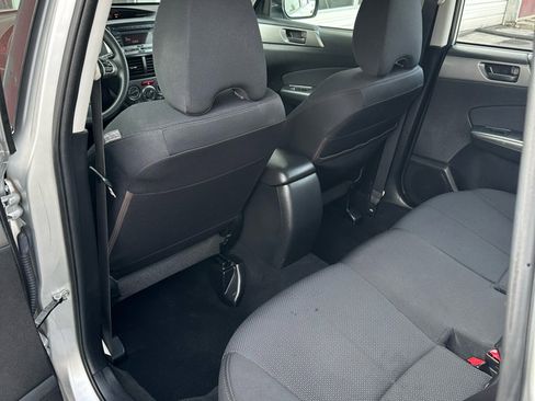 Used 2011 Subaru Forester 2.5X w/ Alloy Wheel Value Pkg image 4
