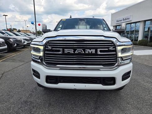 Used 2022 RAM 2500 Laramie AWD/4WD image 2