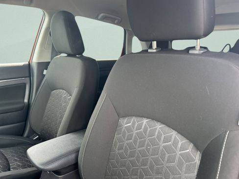 Used 2024 Mitsubishi Outlander Sport ES image 46