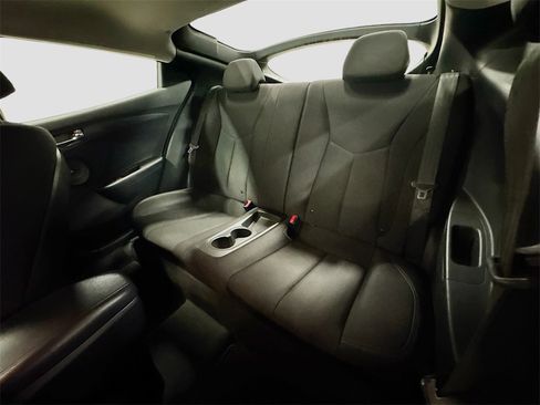 Used 2012 Hyundai Veloster Base image 24