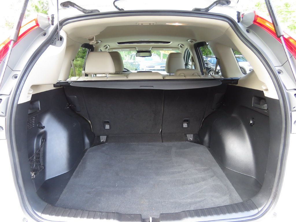 Used 2015 Honda CR-V Touring image 17
