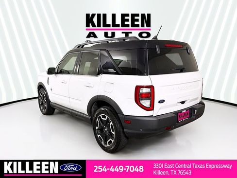 Used 2022 Ford Bronco Sport Outer Banks w/ Tech Package AWD/4WD image 6