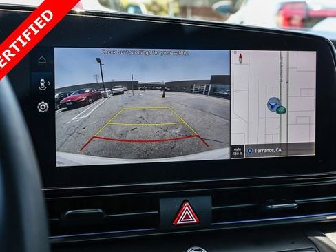 Certified 2025 Hyundai Elantra SEL FWD image 28