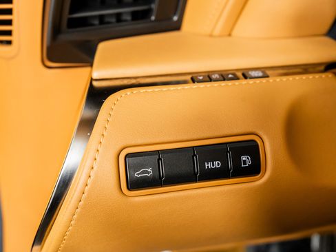 Used 2018 Lexus LC 500 Coupe image 39