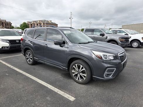 Used 2020 Subaru Forester Limited w/ Popular Package #3 image 3