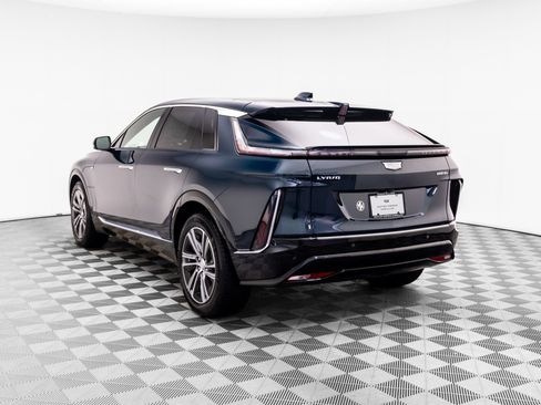 New 2026 Cadillac Lyriq Luxury w/ LPO, Floor Liner Package AWD/4WD image 3