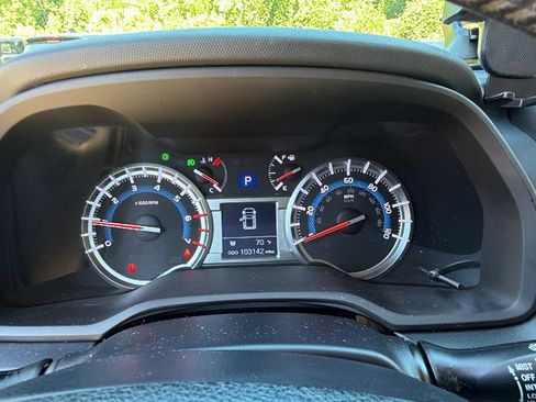 Used 2017 Toyota 4Runner SR5 Premium RWD image 29
