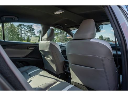 Used 2026 Toyota Camry SE image 15