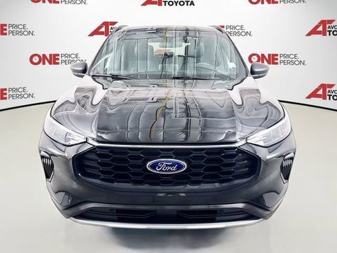 Used 2025 Ford Escape ST-Line image 2