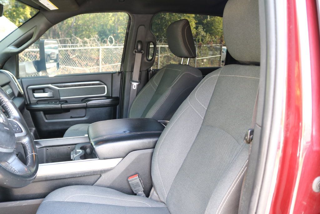 Used 2020 RAM 2500 Big Horn w/ Night Edition AWD/4WD image 13