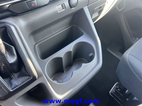 Used 2023 Ford Transit 350 XLT image 10