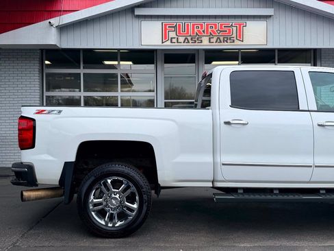 Used 2015 Chevrolet Silverado 2500 LT w/ LT Convenience Package AWD/4WD image 11