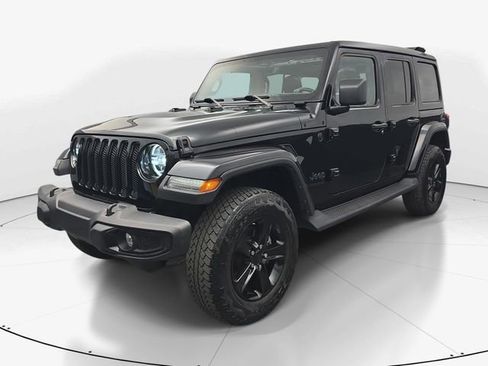 Used 2022 Jeep Wrangler Unlimited Sahara image 5