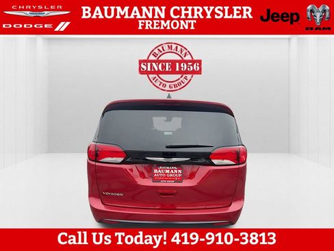 New 2026 Chrysler Voyager LX FWD image 9