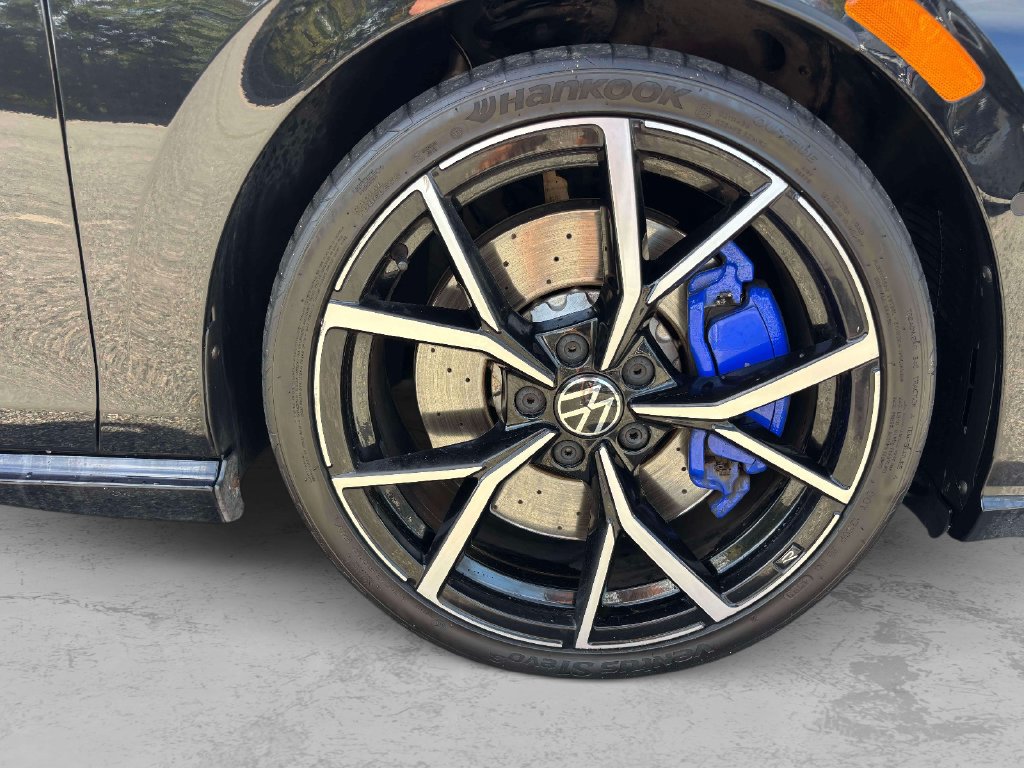Used 2024 Volkswagen Golf R AWD/4WD image 35