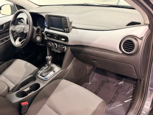 Used 2018 Hyundai Kona SE image 36