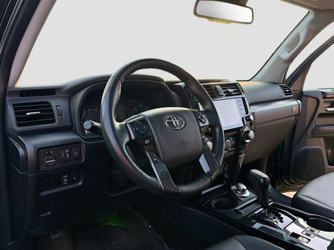 Used 2023 Toyota 4Runner 40th Anniversary SE image 4