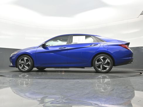 Certified 2023 Hyundai Elantra Limited image 29