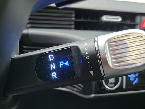 Certified 2024 Hyundai Ioniq 5 SE image 11