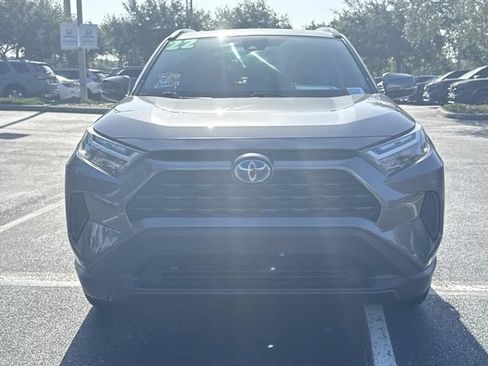 Used 2022 Toyota RAV4 XLE w/ Convenience Package AWD/4WD image 9