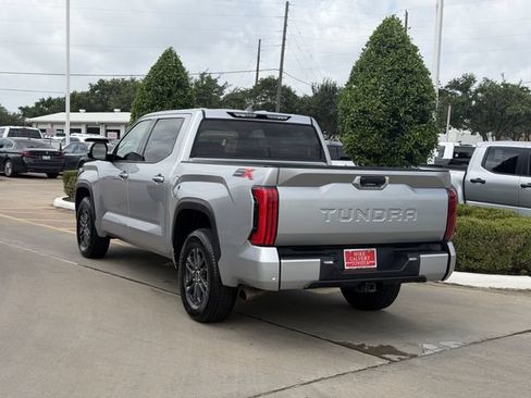 Used 2023 Toyota Tundra SR5 w/ SR5 Convenience Package RWD image 5
