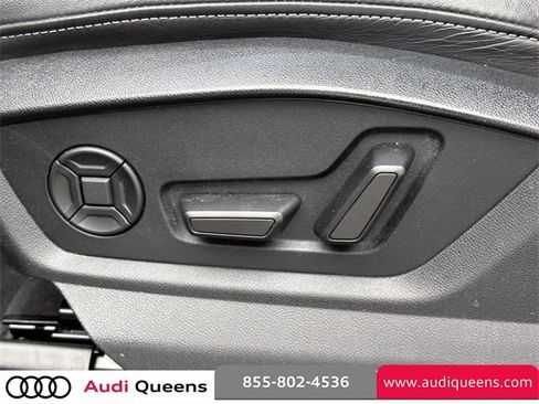 Used 2023 Audi Q8 Premium Plus w/ Premium Plus Package image 22