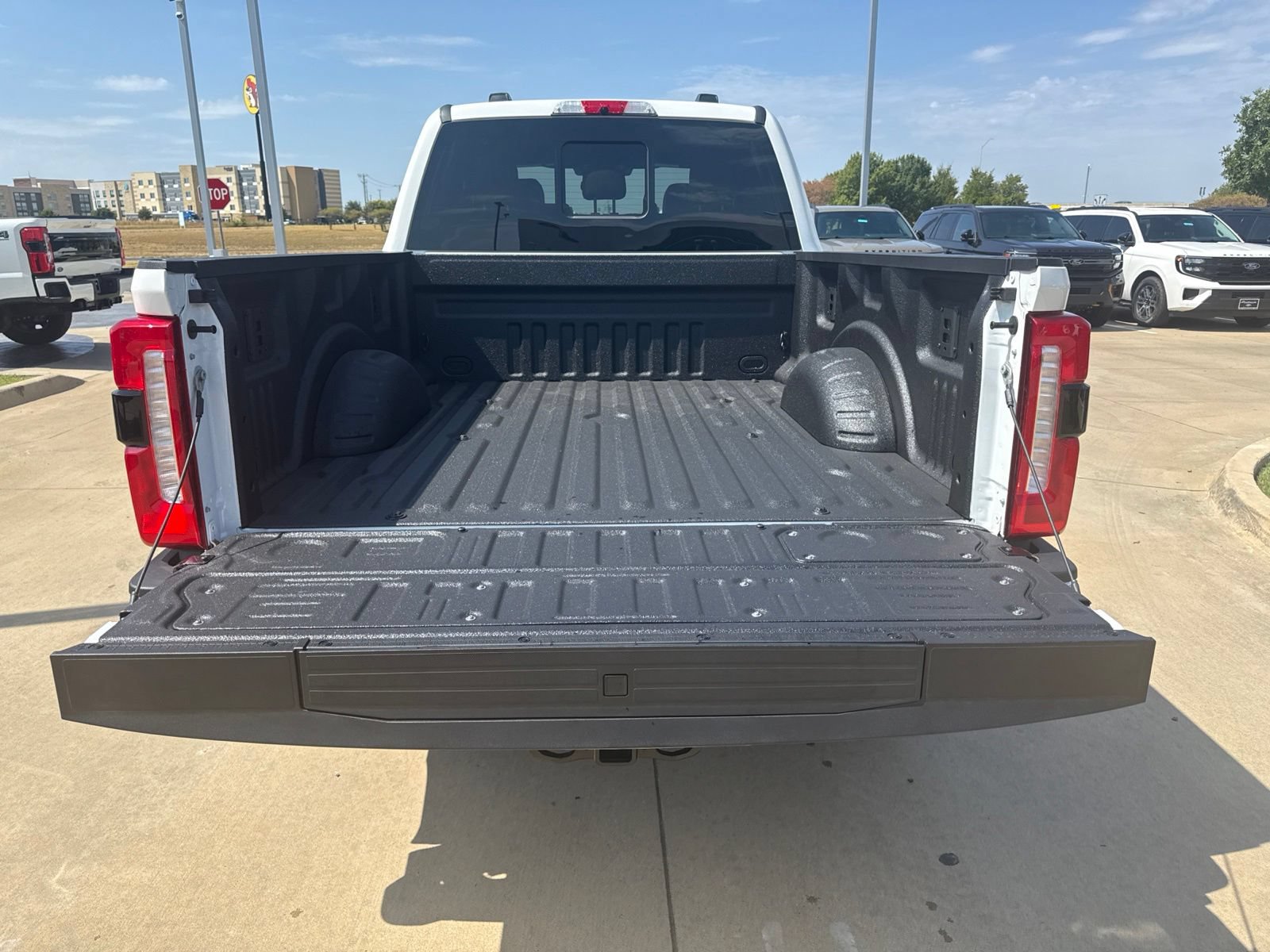 New 2026 Ford F350 Lariat w/ Lariat Ultimate Package AWD/4WD image 5