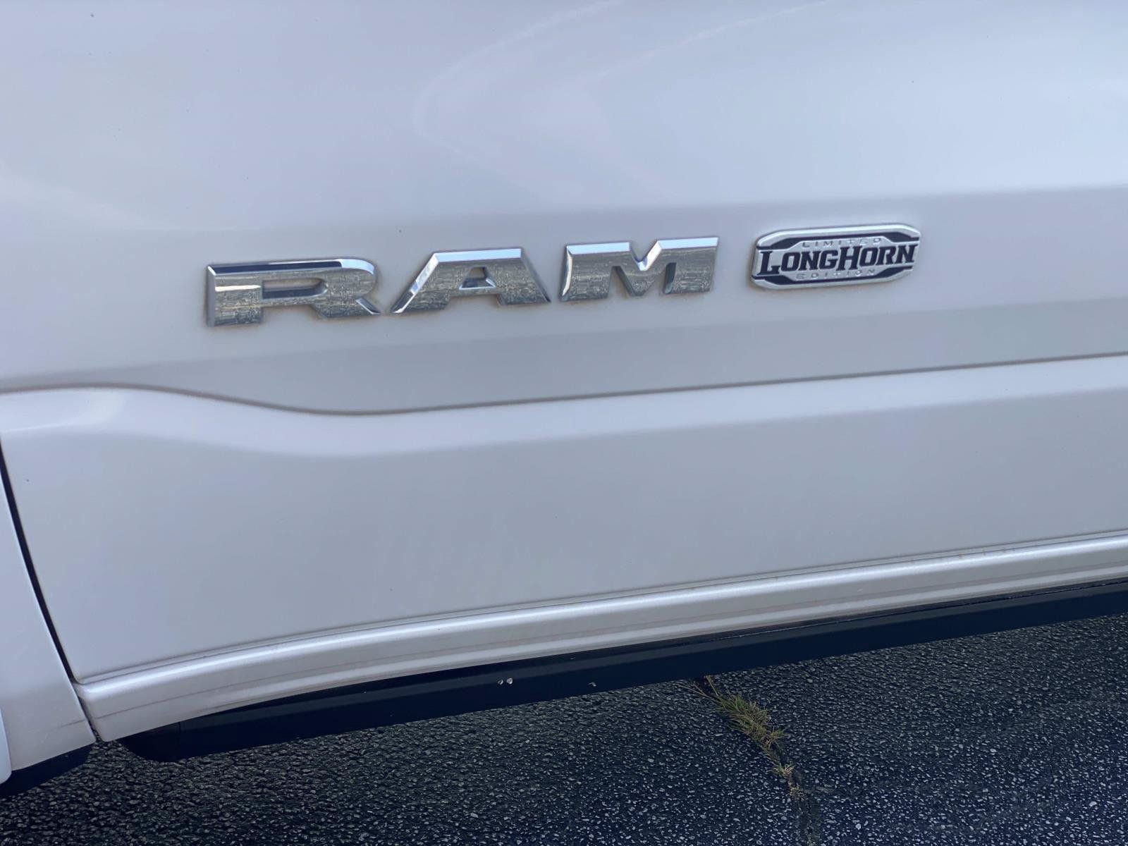 Used 2022 RAM 1500 Limited AWD/4WD image 15