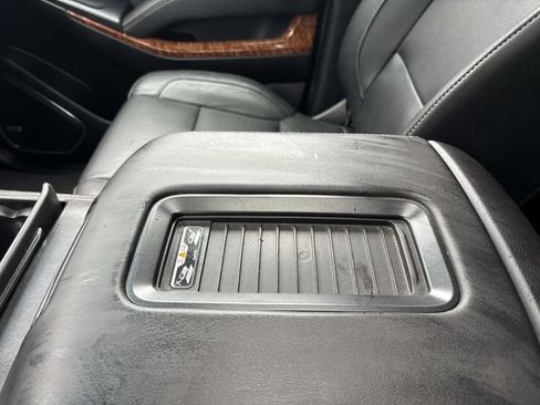 Used 2019 Chevrolet Tahoe Premier AWD/4WD image 27