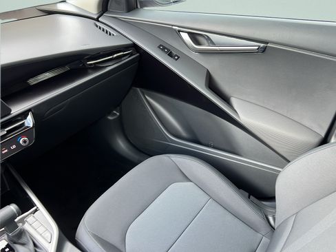 New 2026 Kia Niro LX FWD image 14