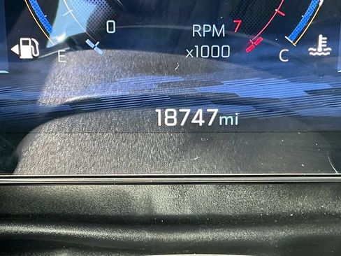 Used 2026 Chevrolet Equinox LT FWD image 16