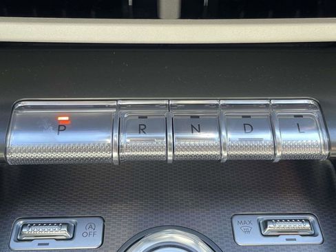 New 2026 Lincoln Nautilus Premier AWD/4WD image 17