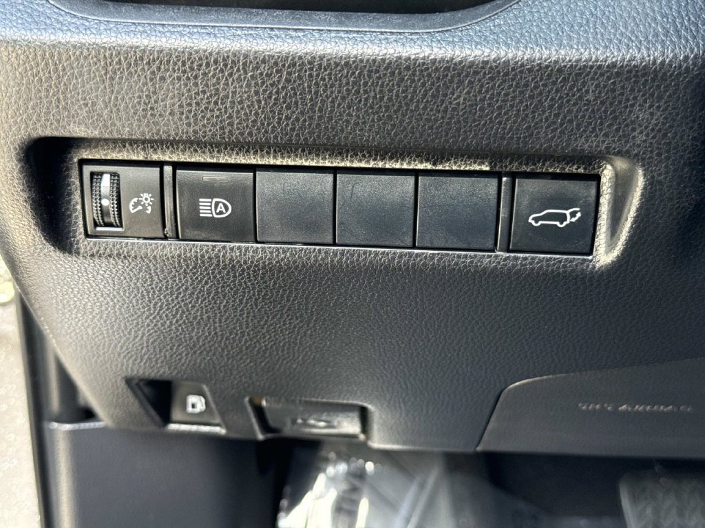 Used 2019 Toyota RAV4 XLE w/ Convenience Package AWD/4WD image 44