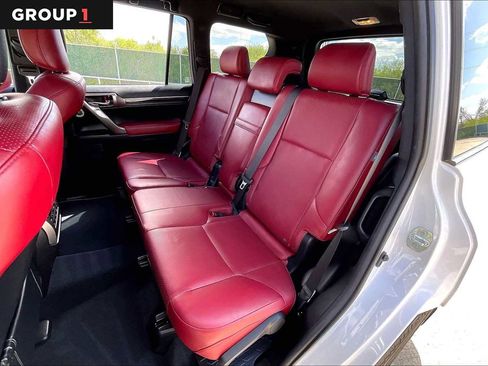 Certified 2022 Lexus GX 460 Luxury w/ Off Road Package image 18