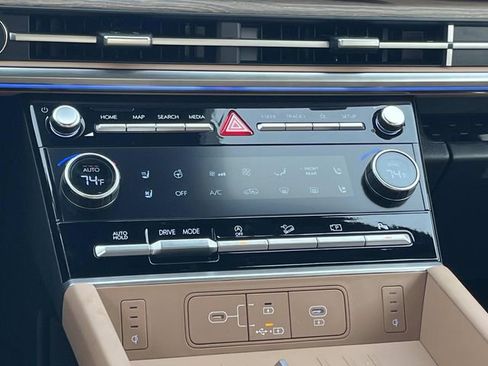 New 2026 Hyundai Santa Fe Limited image 17