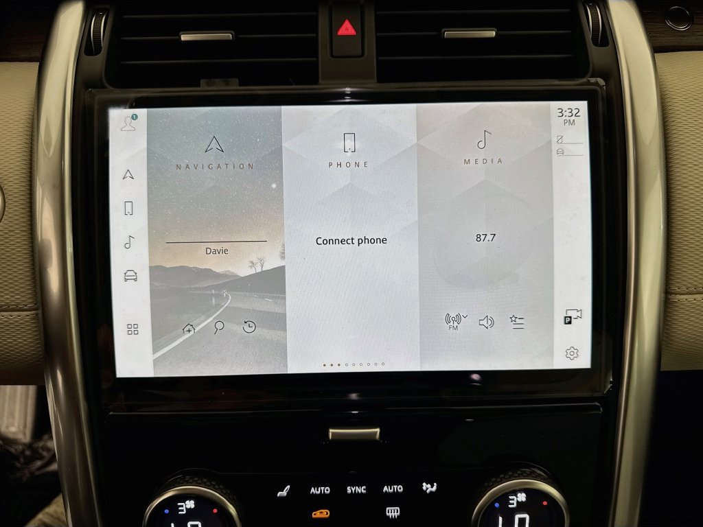 New 2026 Land Rover Discovery Dynamic SE AWD/4WD image 15