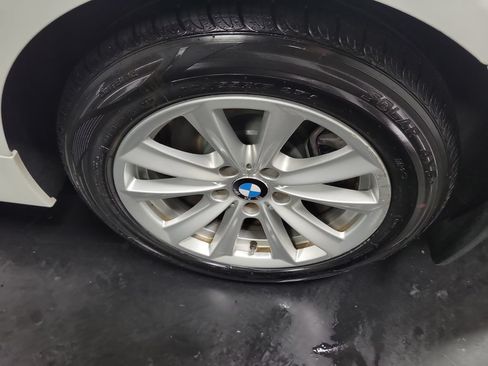Used 2016 BMW 528i xDrive Sedan AWD/4WD image 13