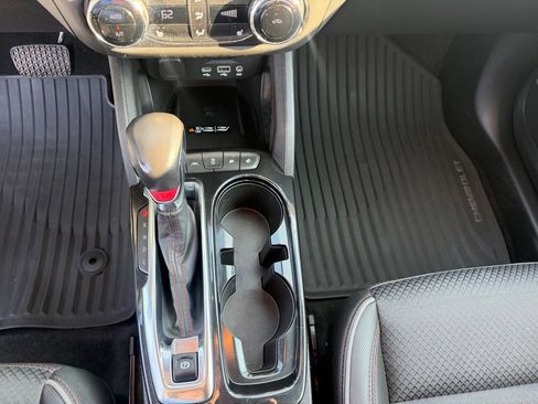 Used 2022 Chevrolet TrailBlazer RS w/ Technology Package FWD image 38