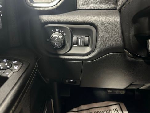 Used 2025 RAM 2500 Laramie image 17