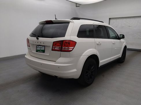 Used 2020 Dodge Journey SE w/ SE Popular Equipment Group image 9