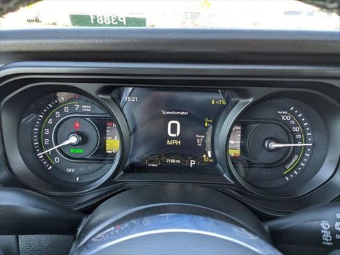 Certified 2025 Jeep Wrangler Unlimited Sahara AWD/4WD image 29