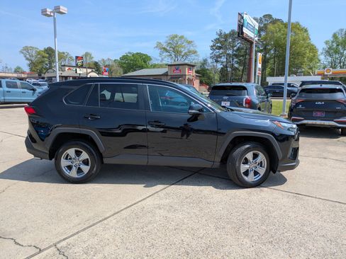 Used 2023 Toyota RAV4 XLE image 8