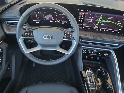 New 2025 Audi Q5 Premium Plus image 13