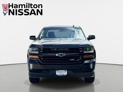 Used 2017 Chevrolet Silverado 1500 LT w/ Midnight Edition AWD/4WD image 6