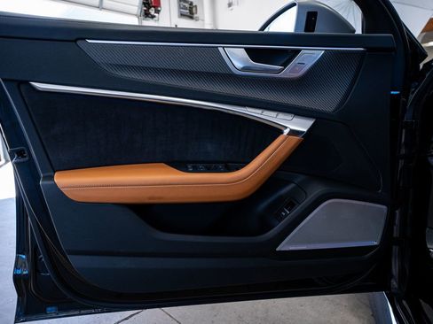 Used 2024 Audi RS 6 performance image 31