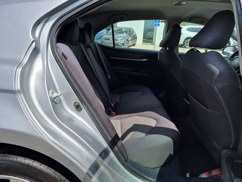 Used 2021 Toyota Camry LE FWD image 30